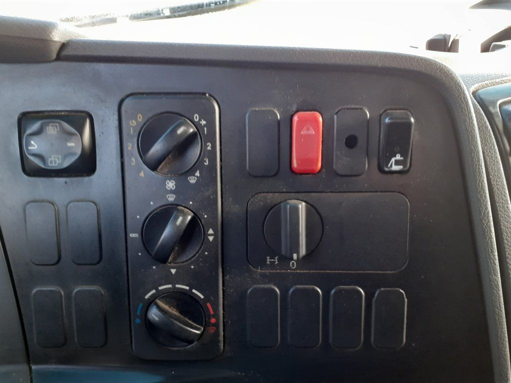 Mercedes-Benz 1018 Atego EURO 3 on lease Mercedes-Benz 1018 Atego EURO 3: picture 17