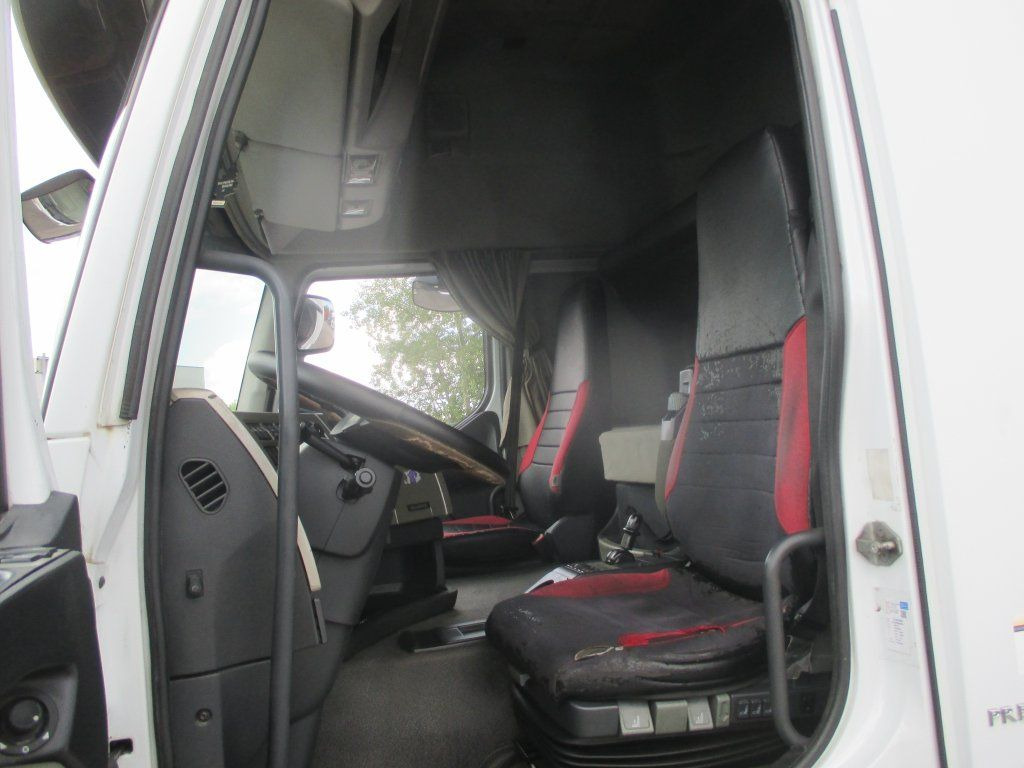 Renault Premium 380 Dxi on lease Renault Premium 380 Dxi: picture 15