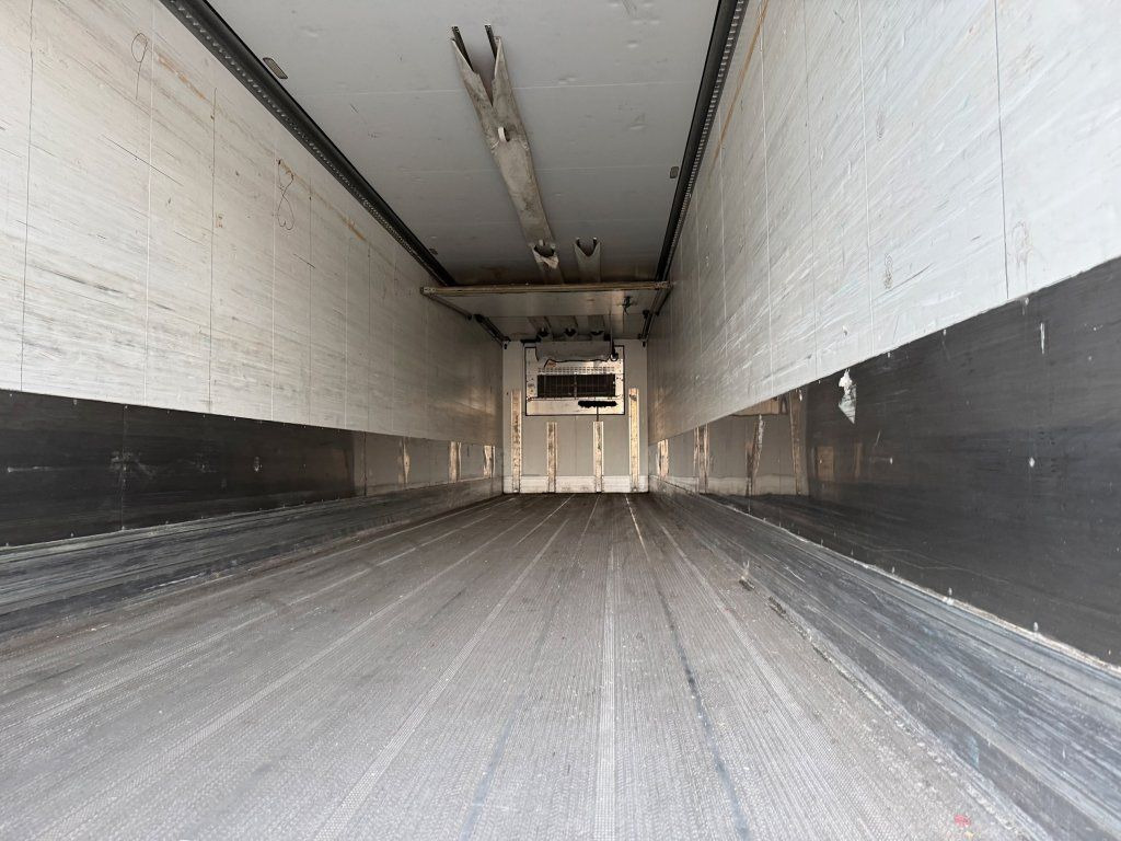 Closed box semi-trailer Schmitz Cargobull Carrier Vector 1950 Bi-temp: picture 16 Closed box semi-trailer Schmitz Cargobull Carrier Vector 1950 Bi-temp: picture 16