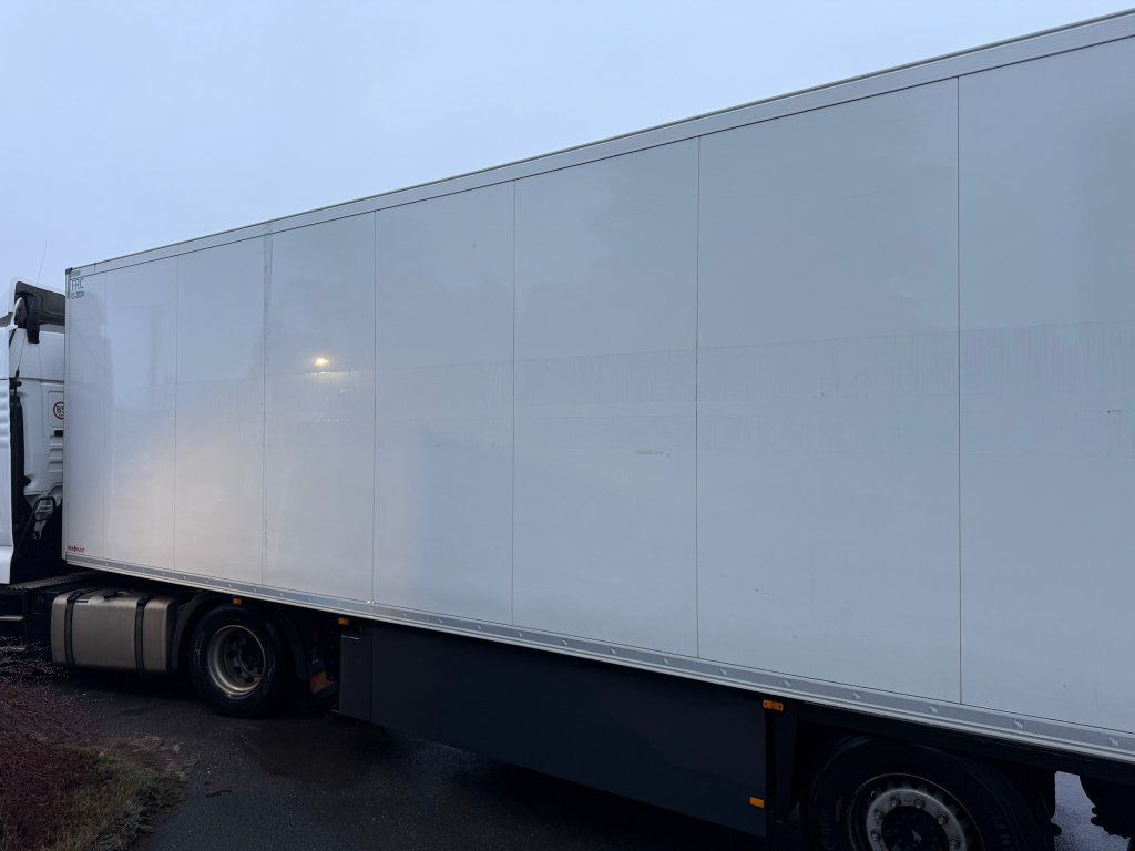 Schmitz Cargobull Carrier Vector NOT WORKING - Closed box semi-trailer: picture 5 Schmitz Cargobull Carrier Vector NOT WORKING - Closed box semi-trailer: picture 5