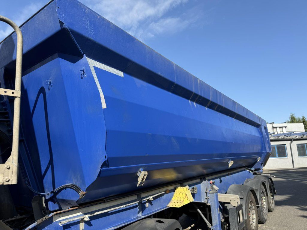 Tipper semi-trailer Schwarzmüller 27m3: picture 6