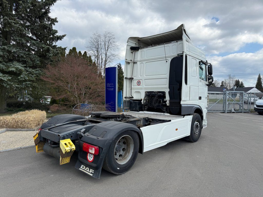 DAF XF460 EURO 6 - Tractor unit: picture 5 DAF XF460 EURO 6 - Tractor unit: picture 5