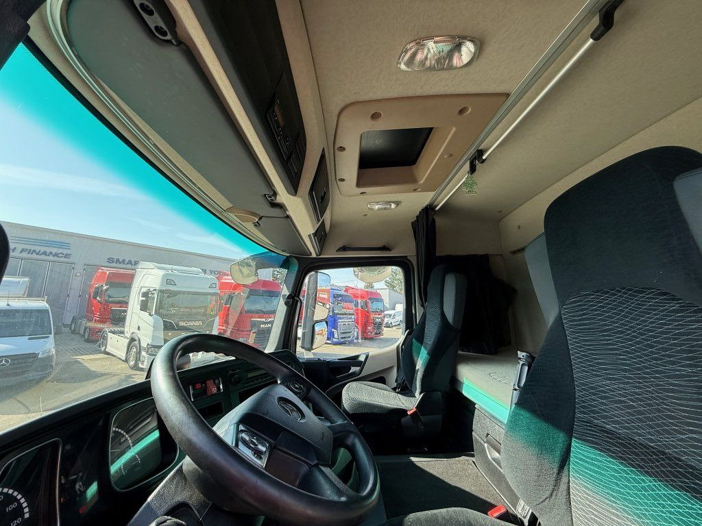 Tractor unit Mercedes-Benz 1843 Actros ADR FL, EX/II, EX/III, AT: picture 15