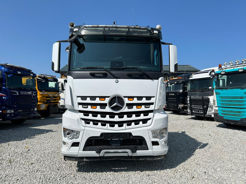 Mercedes-Benz AROCS + JOAB 20t | TULOSSA - Hook lift truck: picture 2 Mercedes-Benz AROCS + JOAB 20t | TULOSSA - Hook lift truck: picture 2