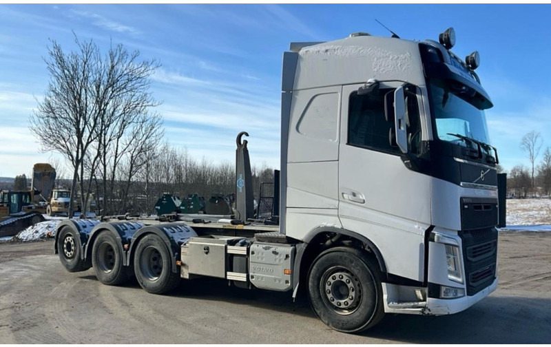 Volvo FH 540 / 8x4 / HIDASTIN / TULOSSA - Hook lift truck: picture 5 Volvo FH 540 / 8x4 / HIDASTIN / TULOSSA - Hook lift truck: picture 5