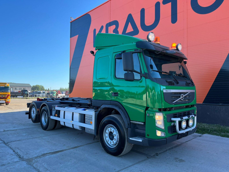 Volvo FM 450 | Hiab XR 17 ton | L=5300 mm - Hook lift truck: picture 3 Volvo FM 450 | Hiab XR 17 ton | L=5300 mm - Hook lift truck: picture 3