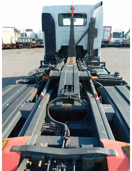Renault Lander - Hook lift truck: picture 5 Renault Lander - Hook lift truck: picture 5