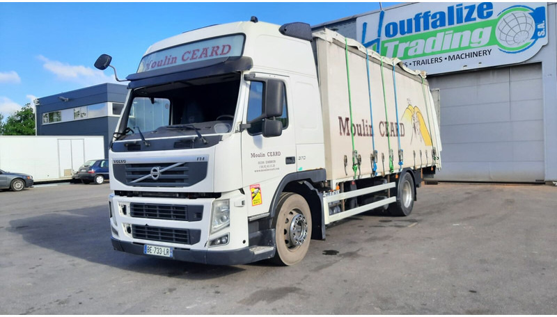 Volvo FM 370 - Curtainsider truck: picture 1 Volvo FM 370 - Curtainsider truck: picture 1