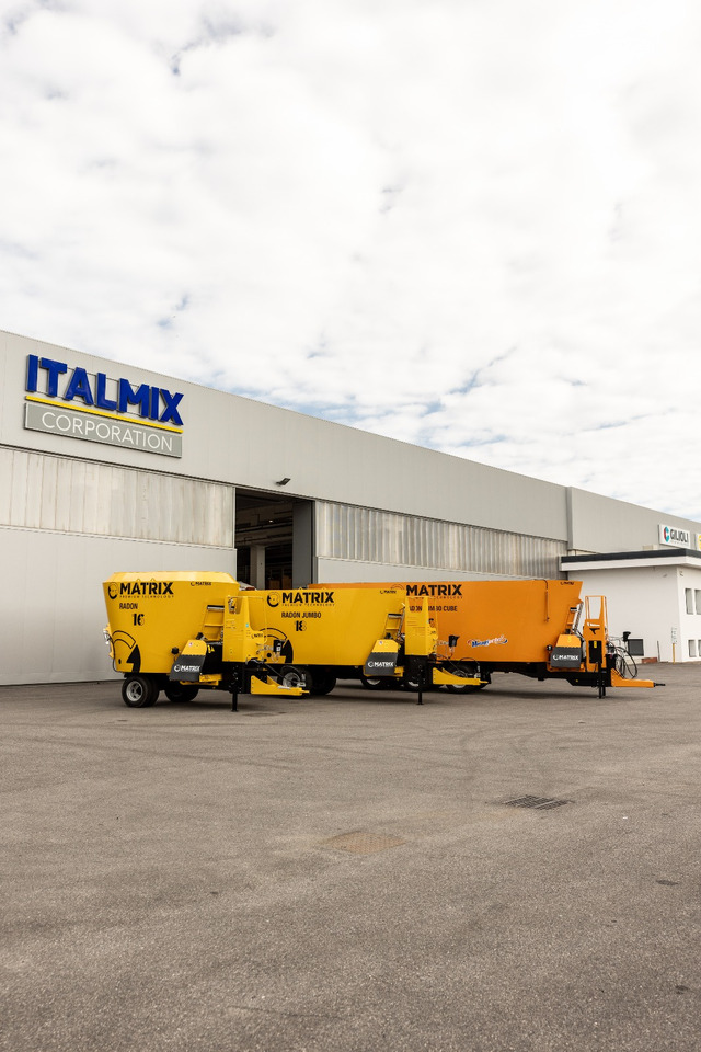 ITALMIX radon-jumbo-cube - Forage mixer wagon: picture 1 ITALMIX radon-jumbo-cube - Forage mixer wagon: picture 1