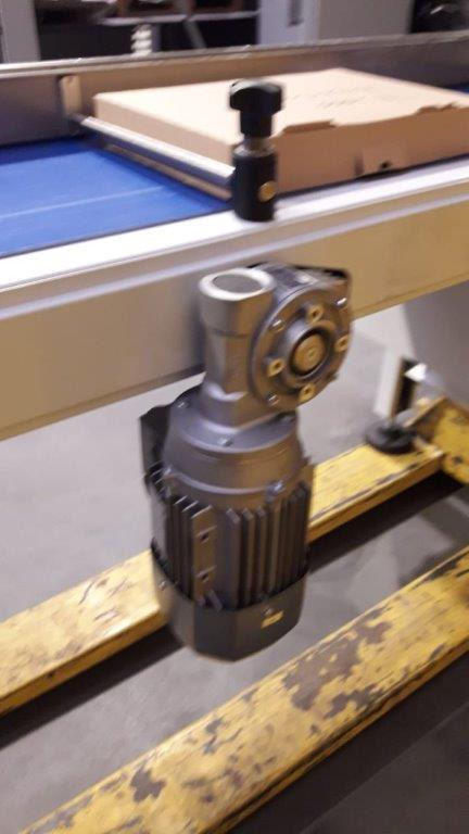 Frequency controlled conveyor belt 220x50cm - Belt conveyor: picture 3 Frequency controlled conveyor belt 220x50cm - Belt conveyor: picture 3