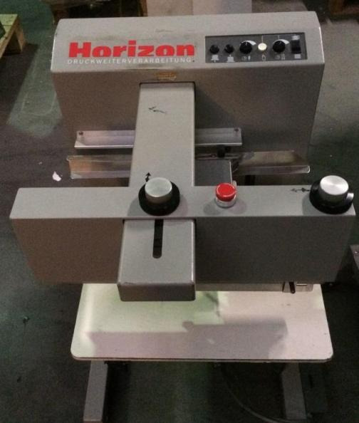 Horizon ST-20 stacking lowering table - Printing machinery: picture 2 Horizon ST-20 stacking lowering table - Printing machinery: picture 2