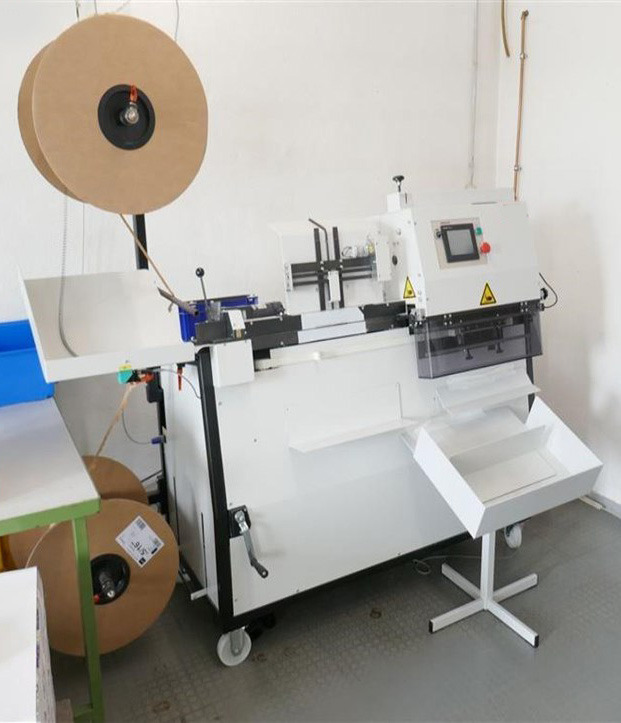 Ringbook & calendar - wire binding machine RENZ Mobi 500 with calendar hanger KA 300 - Binding machine: picture 1 Ringbook & calendar - wire binding machine RENZ Mobi 500 with calendar hanger KA 300 - Binding machine: picture 1