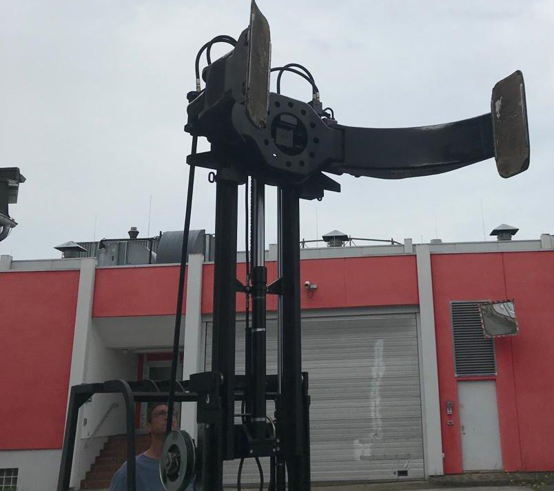 Three-wheel electric front loader Jungheinrich EFG DF 15 with duplex mast and Meyer roller clamp - Electric forklift: picture 4 Three-wheel electric front loader Jungheinrich EFG DF 15 with duplex mast and Meyer roller clamp - Electric forklift: picture 4