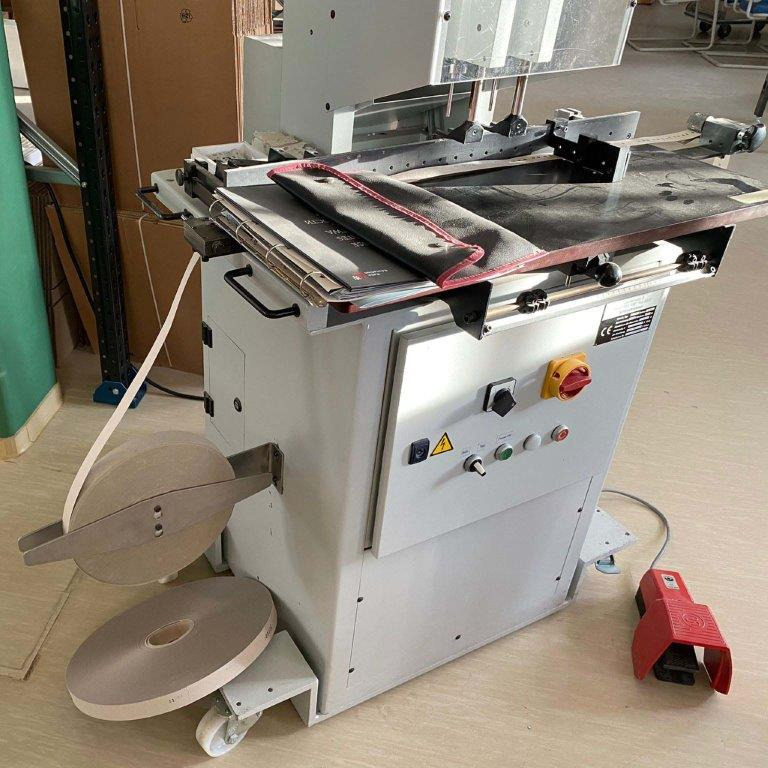 Two spindle paper drilling machine Hang 117-11 - Printing machinery: picture 2 Two spindle paper drilling machine Hang 117-11 - Printing machinery: picture 2