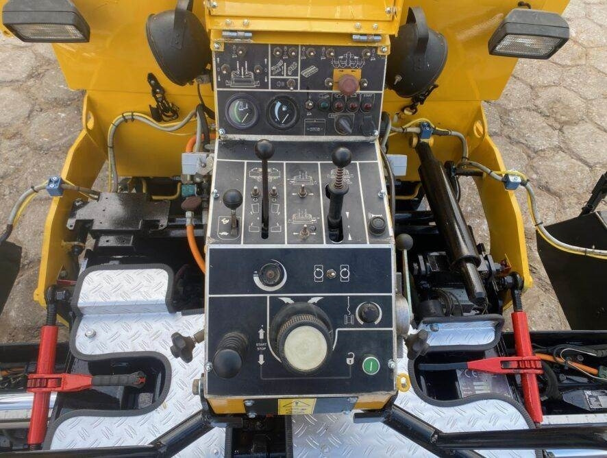 Asphalt paver Demag DF-45C: picture 10