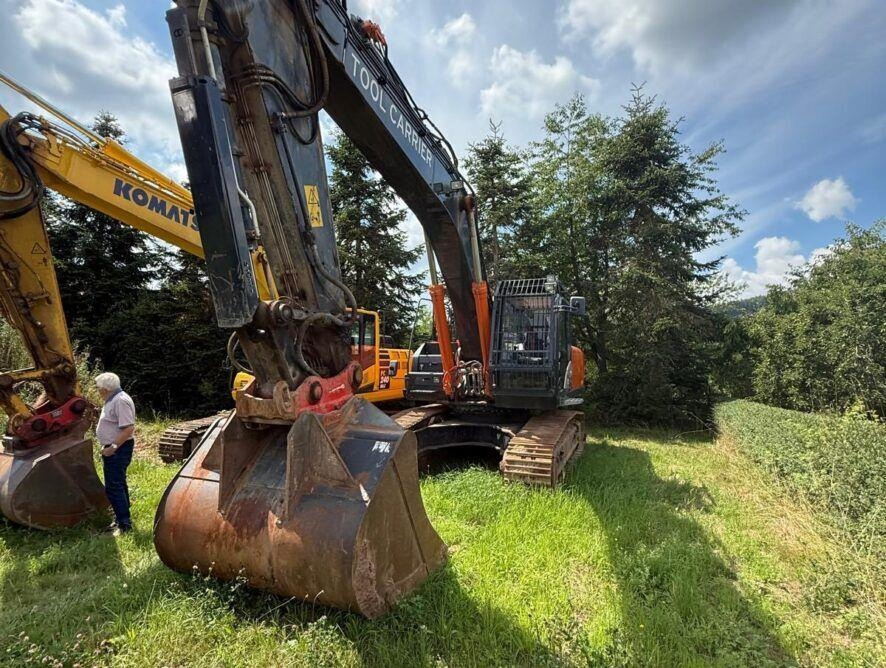 Hitachi KTEG KTS390-6 LCN - Crawler excavator: picture 3 Hitachi KTEG KTS390-6 LCN - Crawler excavator: picture 3