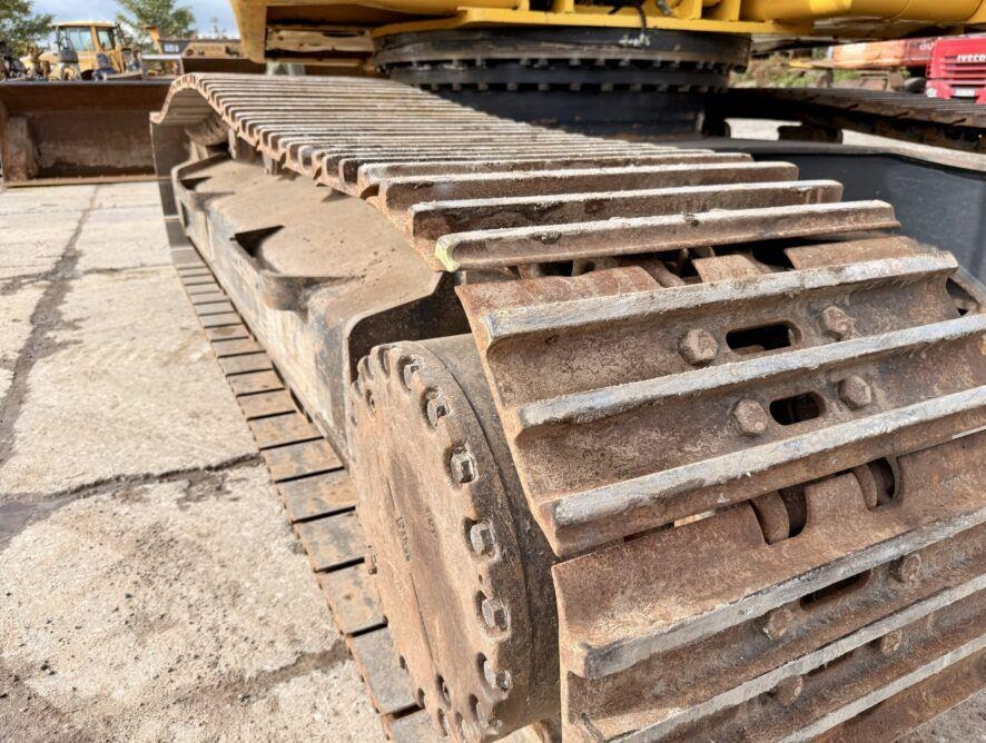 Crawler excavator Komatsu PC290NLC-10: picture 17