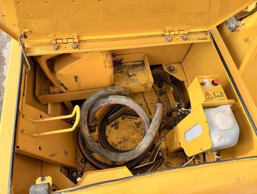 Crawler excavator Komatsu PC290NLC-10: picture 22