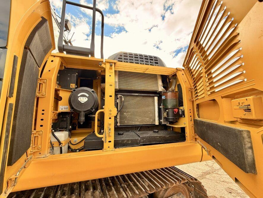 Crawler excavator Komatsu PC290NLC-10: picture 10