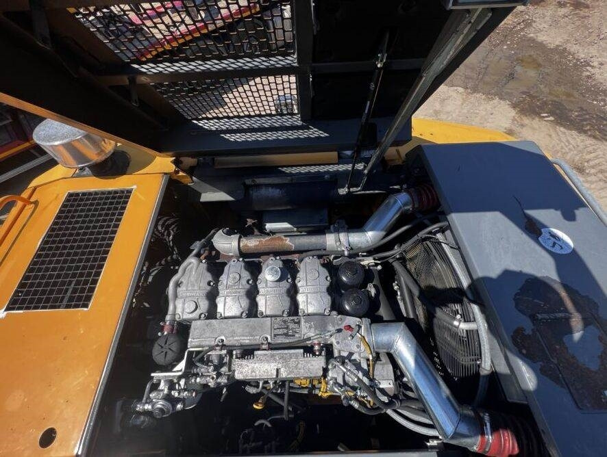 Waste/ Industry handler Liebherr 934 C HD Litronic Timber EPA: picture 10
