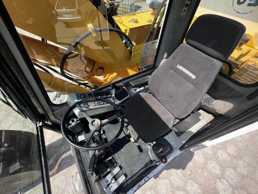 Wheel excavator Liebherr A316: picture 9 Wheel excavator Liebherr A316: picture 9