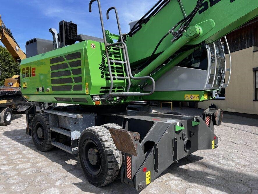 Sennebogen 821 K10 ULM - Waste/ Industry handler: picture 4 Sennebogen 821 K10 ULM - Waste/ Industry handler: picture 4