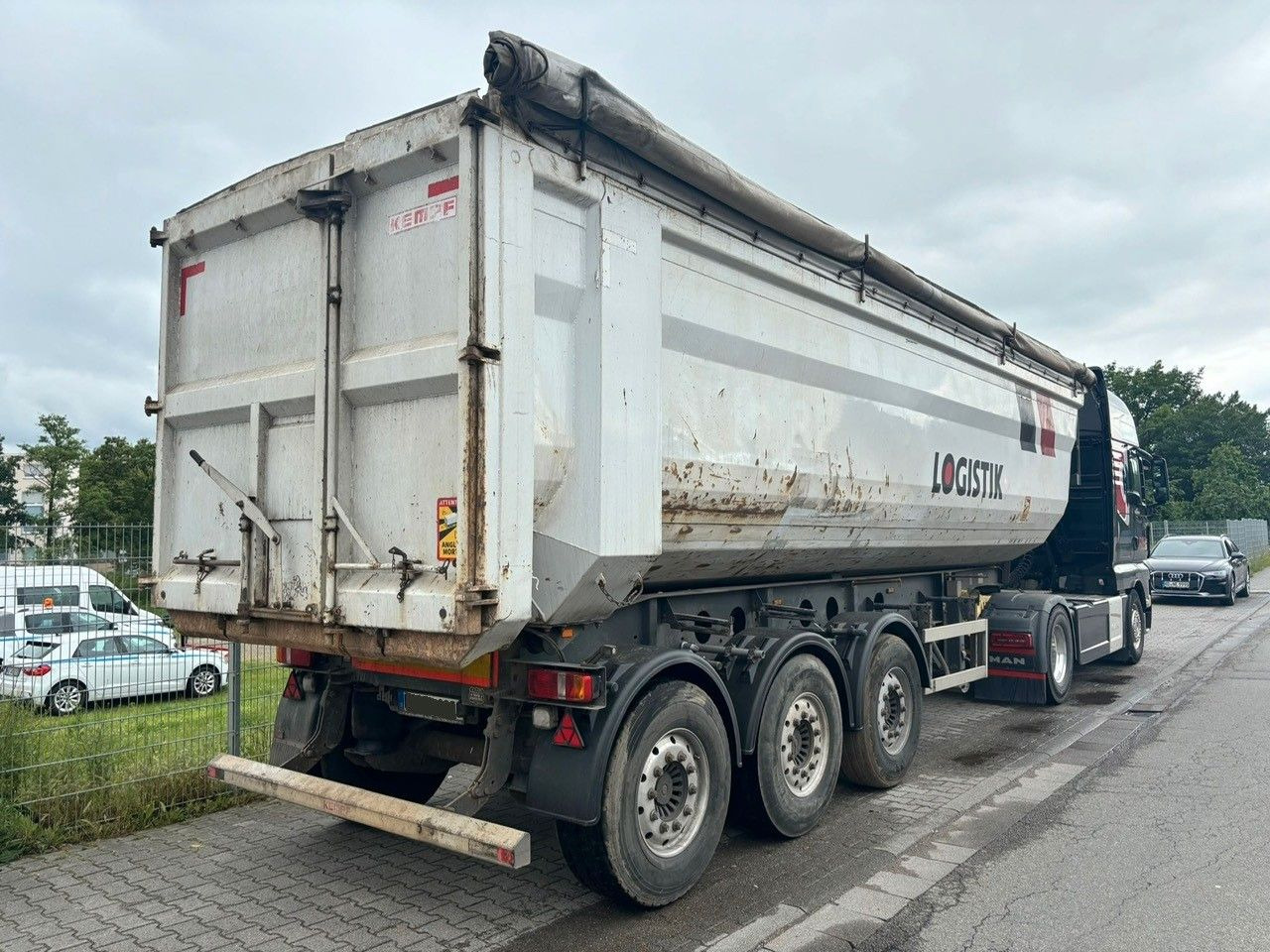 Kempf SKM 35-3 45m³/Stahl /Liftachse/Alufelgen /SAF Kempf SKM 35-3 45m³/Stahl /Liftachse/Alufelgen /SAF - Tipper semi-trailer: picture 1 Kempf SKM 35-3 45m³/Stahl /Liftachse/Alufelgen /SAF Kempf SKM 35-3 45m³/Stahl /Liftachse/Alufelgen /SAF - Tipper semi-trailer: picture 1