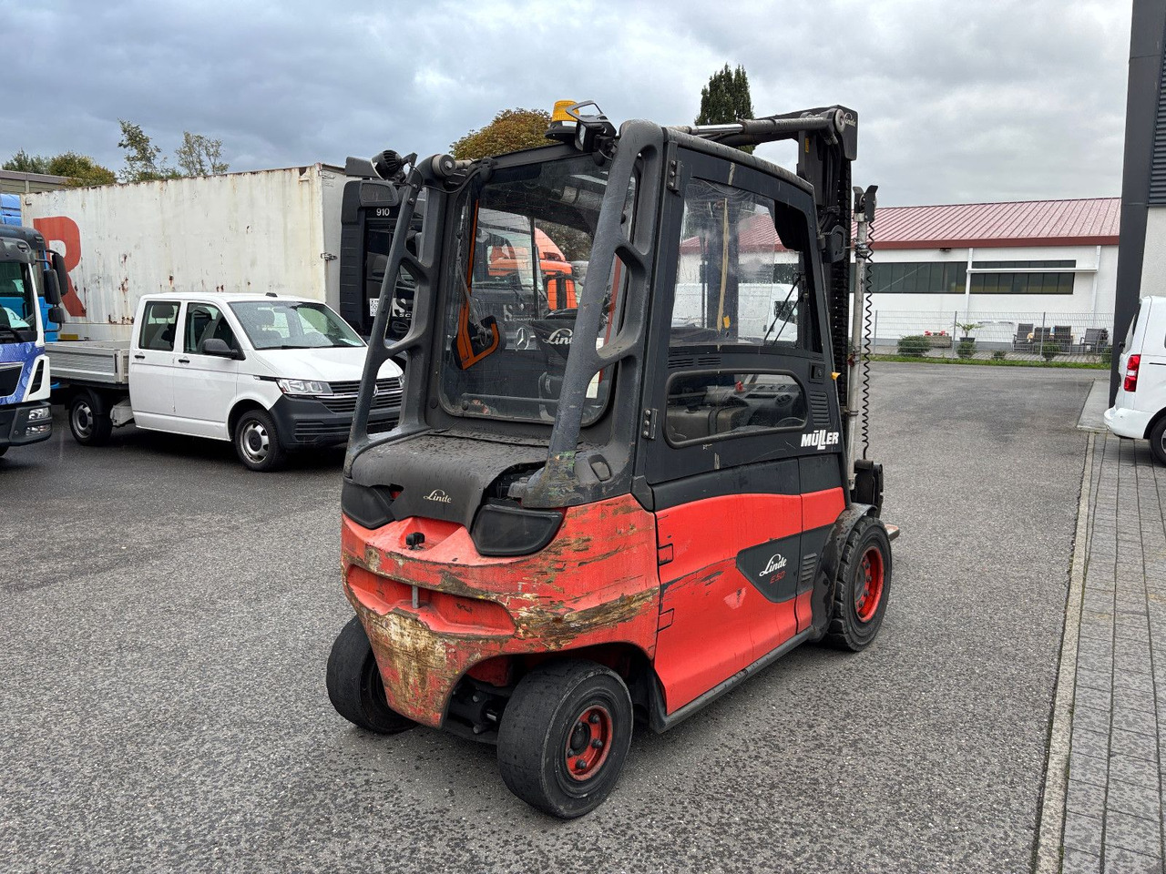 Linde E 50HL-01 Triplex Teleskopgabel - Electric forklift: picture 3 Linde E 50HL-01 Triplex Teleskopgabel - Electric forklift: picture 3
