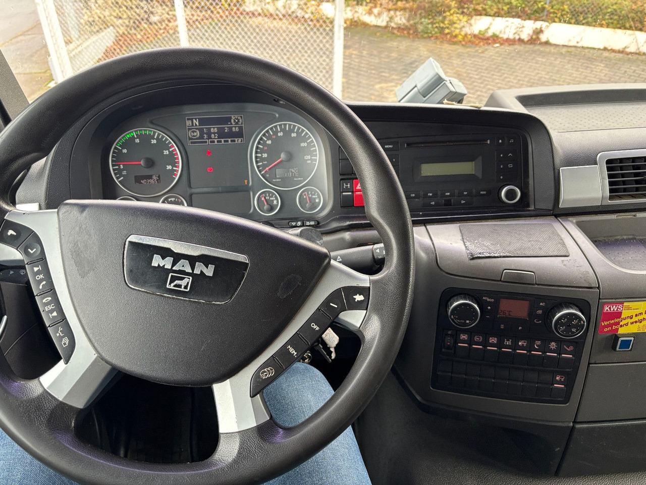 Tank truck MAN TGS 18.440 Silo/Waage/Kompressor/40m Schlauch: picture 12