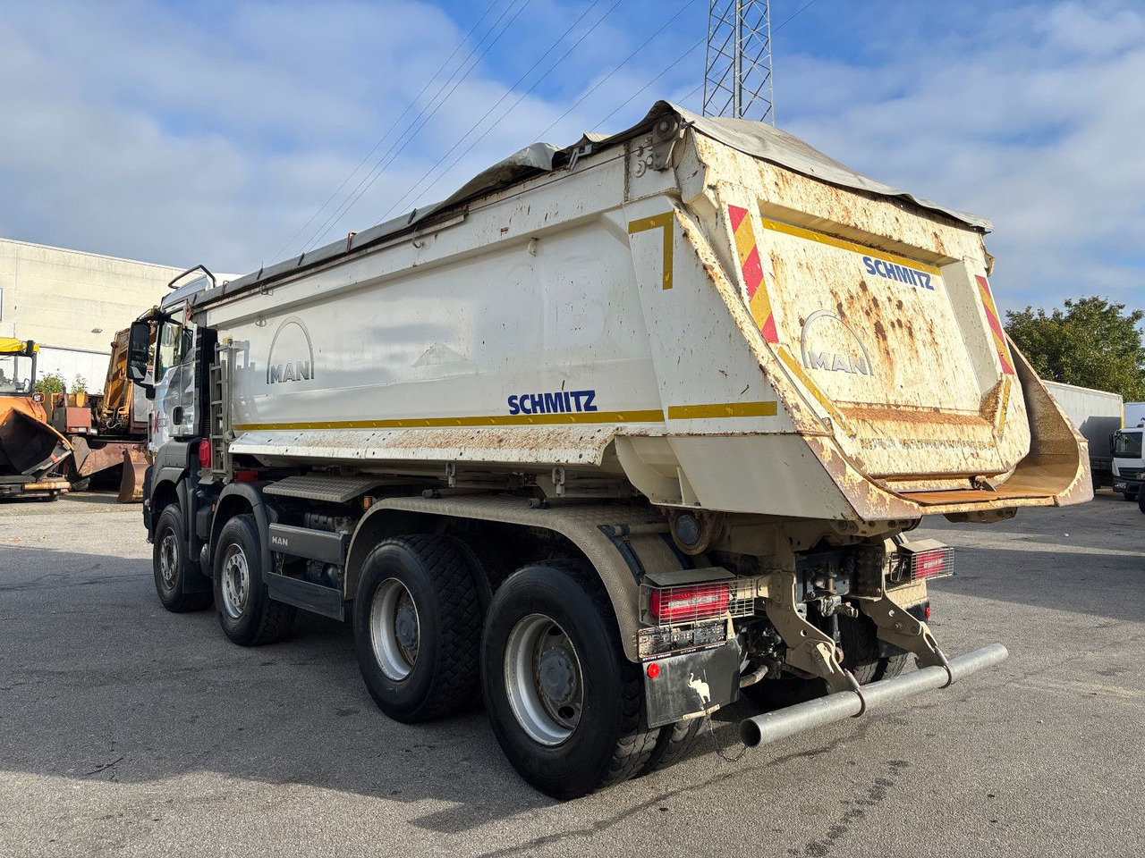 MAN TGS41.510 8x4 Schmitz Muldenkipper Retarder/19m³ - Tipper: picture 5 MAN TGS41.510 8x4 Schmitz Muldenkipper Retarder/19m³ - Tipper: picture 5