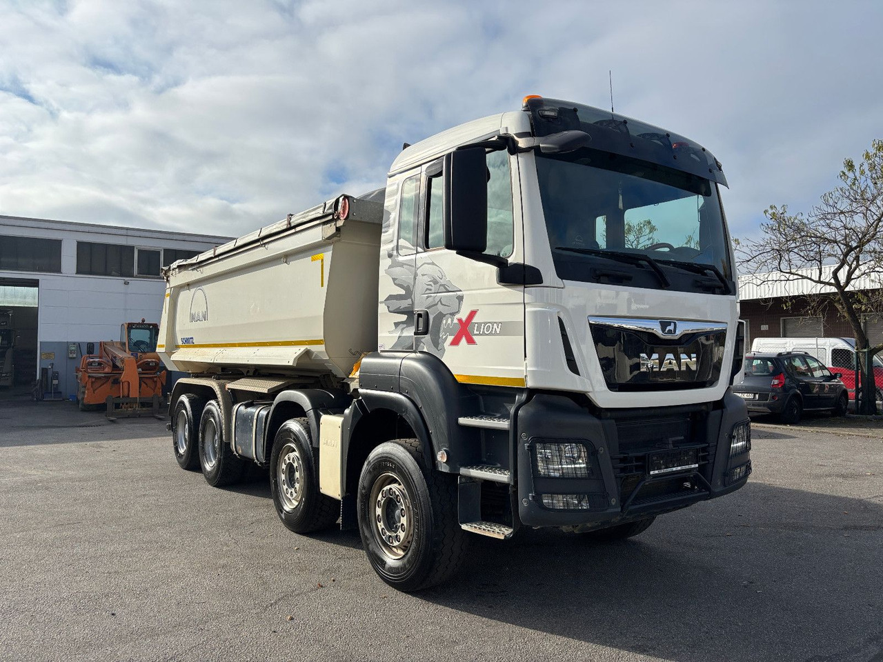 MAN TGS41.510 8x4 Schmitz Muldenkipper Retarder/19m³ - Tipper: picture 2 MAN TGS41.510 8x4 Schmitz Muldenkipper Retarder/19m³ - Tipper: picture 2