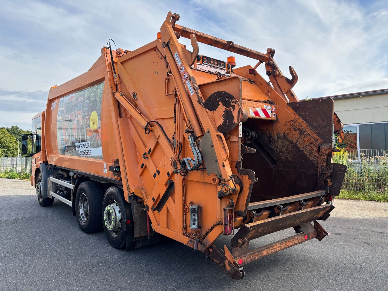 Mercedes-Benz Econic 2633 - Garbage truck: picture 4 Mercedes-Benz Econic 2633 - Garbage truck: picture 4