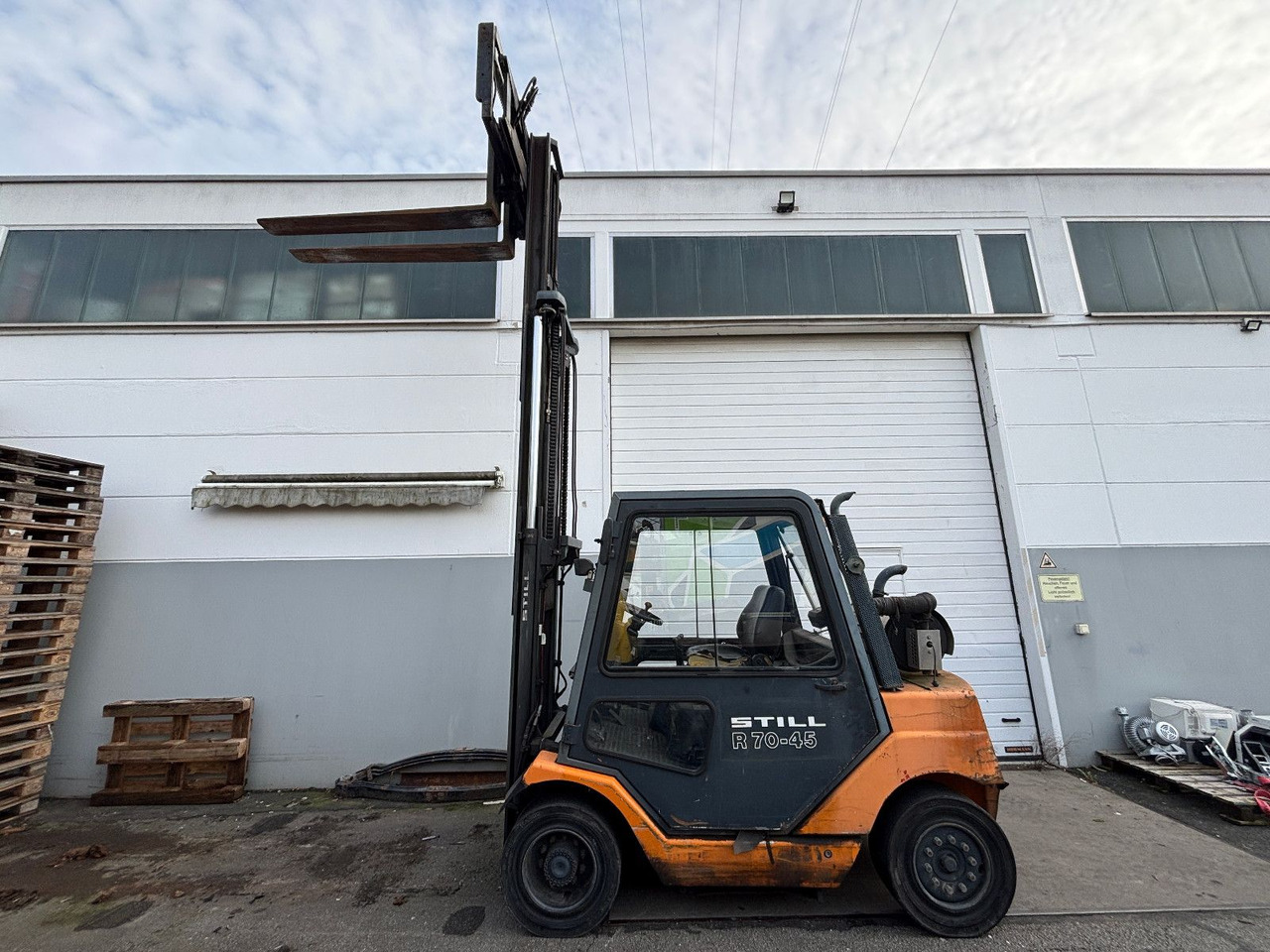 Still R 70-45 Diesel/Kabine/Lange Gabel - Diesel forklift: picture 1 Still R 70-45 Diesel/Kabine/Lange Gabel - Diesel forklift: picture 1