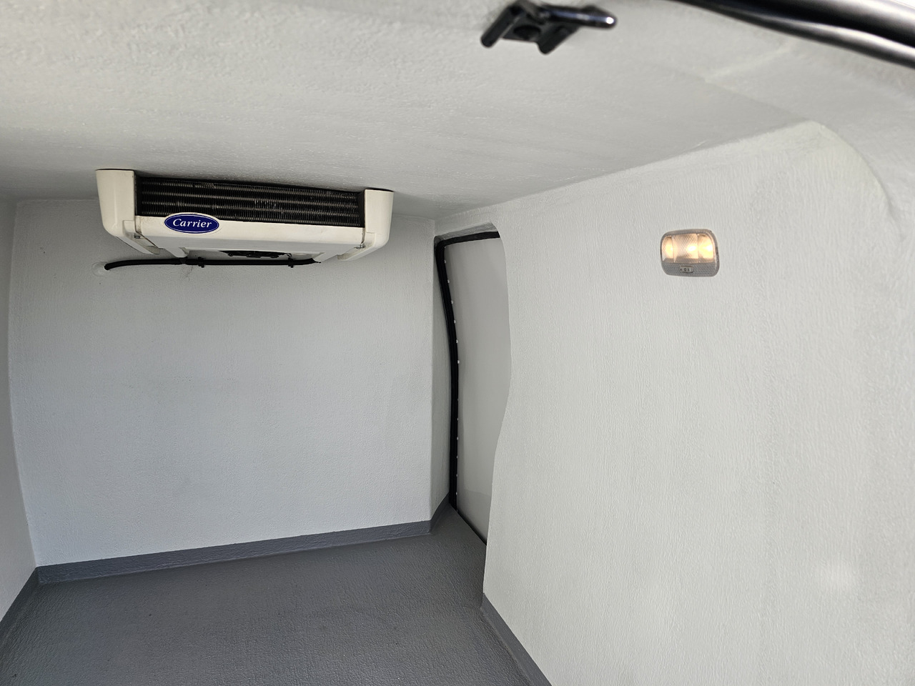 Refrigerated van OPEL COMBO MAXI LONG CHLODNIA MROZNIA CARRIER KLIMA EURO6 [ Copy ]: picture 15