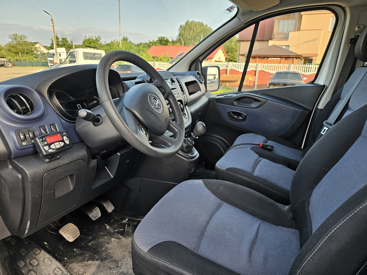 Refrigerated van Opel VIVARO CHLODNIA CARRIER+230V CHLODZI GRZEJE  KLIMA EURO6 [ Copy ]: picture 17