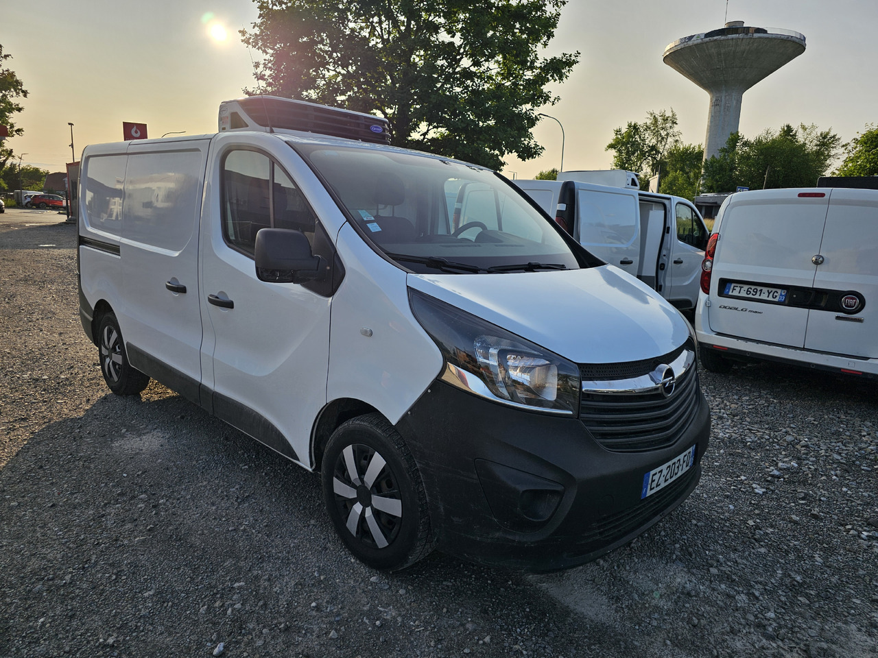 Refrigerated van Opel VIVARO CHLODNIA CARRIER+230V CHLODZI GRZEJE  KLIMA EURO6 [ Copy ]: picture 18