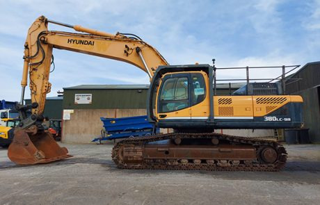 HYUNDAI R380LC-9A - Crawler excavator: picture 1 HYUNDAI R380LC-9A - Crawler excavator: picture 1