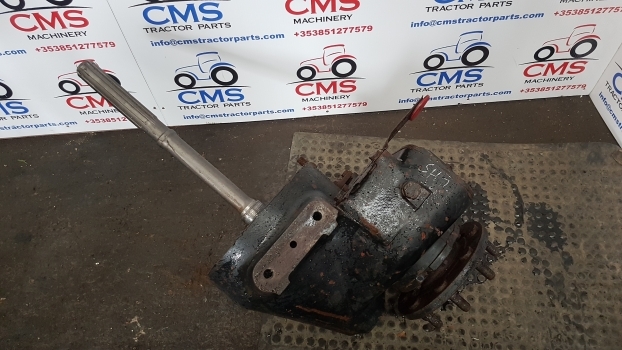 Case 1290, 1394 David Brown 1490 Rear Half Axle Lhs 10/49 K203977, K203976 - Rear axle for Farm tractor: picture 2 Case 1290, 1394 David Brown 1490 Rear Half Axle Lhs 10/49 K203977, K203976 - Rear axle for Farm tractor: picture 2