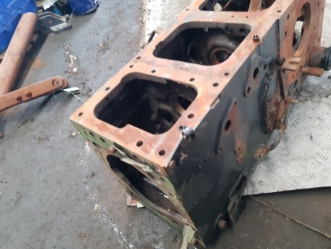 Case International 956, 1056 Rear Axle Centre Housing 1280964c2, 1289971c91 - Rear axle for Farm tractor: picture 4 Case International 956, 1056 Rear Axle Centre Housing 1280964c2, 1289971c91 - Rear axle for Farm tractor: picture 4