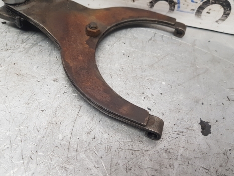 Case International 956, 1056 Rear Axle Differential Fork 3230701r91, 2706178r93 - Rear axle for Farm tractor: picture 3 Case International 956, 1056 Rear Axle Differential Fork 3230701r91, 2706178r93 - Rear axle for Farm tractor: picture 3