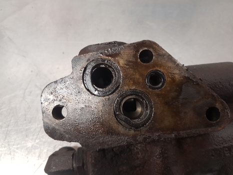 Claas Ares 836, 816, 610rz Trailer Brake Valve Parts 153108045, 6005021939 - Brake valve for Farm tractor: picture 3 Claas Ares 836, 816, 610rz Trailer Brake Valve Parts 153108045, 6005021939 - Brake valve for Farm tractor: picture 3