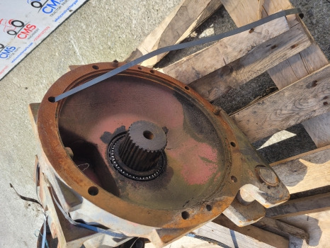 Claas Ares 836, 816, 826 Rear Axle Housing Lhs 6005029451, 6005029419, 0261b04 - Rear axle: picture 4 Claas Ares 836, 816, 826 Rear Axle Housing Lhs 6005029451, 6005029419, 0261b04 - Rear axle: picture 4
