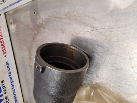 Claas, Case, Mccormick, Landini Shaft Cover Protective Shield 406853a1, 3665691m1, 6000104497 - Front axle: picture 5 Claas, Case, Mccormick, Landini Shaft Cover Protective Shield 406853a1, 3665691m1, 6000104497 - Front axle: picture 5