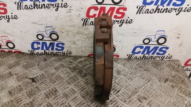 Deutz Agrotron 6.15 Rear Axle Brake Actuator Plate 04423836 - Brake parts for Farm tractor: picture 4 Deutz Agrotron 6.15 Rear Axle Brake Actuator Plate 04423836 - Brake parts for Farm tractor: picture 4