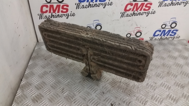 Deutz Dx Cab Heater Radiator. Please Check By Photos. - Heating/ Ventilation for Farm tractor: picture 2 Deutz Dx Cab Heater Radiator. Please Check By Photos. - Heating/ Ventilation for Farm tractor: picture 2