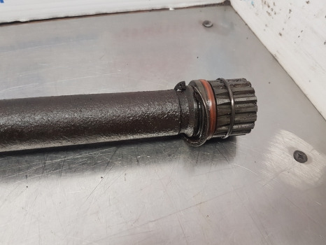 Fendt 724 S4, 716, 718, 720, 722, Clutch Drive Shaft 737100420011 - Transmission: picture 2 Fendt 724 S4, 716, 718, 720, 722, Clutch Drive Shaft 737100420011 - Transmission: picture 2