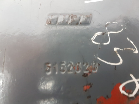 Fiat New Holland 8160, 60, M, F Series F130, Transmission Sump Cover 5152020 - Gearbox: picture 3 Fiat New Holland 8160, 60, M, F Series F130, Transmission Sump Cover 5152020 - Gearbox: picture 3