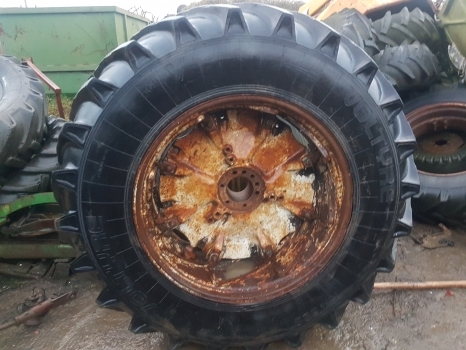 Ford 30, Tw, 40 Series Tw15, 8530, Tw20 Rear Adjustable Wheel Ant Tyre 18.4r38 - Wheel and tire package for Farm tractor: picture 1 Ford 30, Tw, 40 Series Tw15, 8530, Tw20 Rear Adjustable Wheel Ant Tyre 18.4r38 - Wheel and tire package for Farm tractor: picture 1