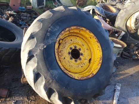 Ford 4550 Rear Wheel Rim And Tyre 18.4-26, 5% Grip, 6 Inches Centre Hole - Wheel and tire package for Farm tractor: picture 1 Ford 4550 Rear Wheel Rim And Tyre 18.4-26, 5% Grip, 6 Inches Centre Hole - Wheel and tire package for Farm tractor: picture 1