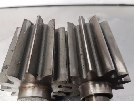 Ford 5640, 6640, 7740, 7840, 8240 Hydraulic Pump Gear And Shaft Z12 F1nne866aa - Hydraulic pump for Farm tractor: picture 4 Ford 5640, 6640, 7740, 7840, 8240 Hydraulic Pump Gear And Shaft Z12 F1nne866aa - Hydraulic pump for Farm tractor: picture 4